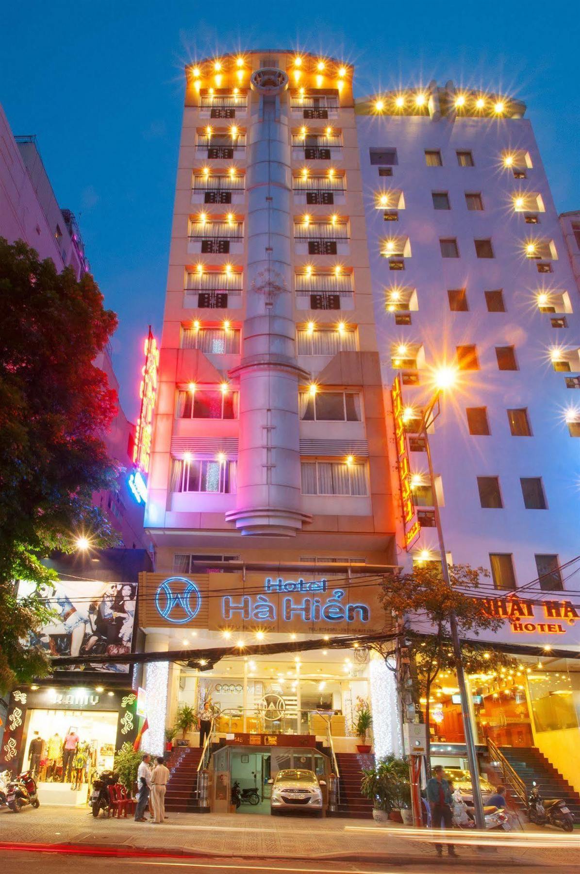 メ グスタス メトロポイント ホーチミン市 エクステリア 写真